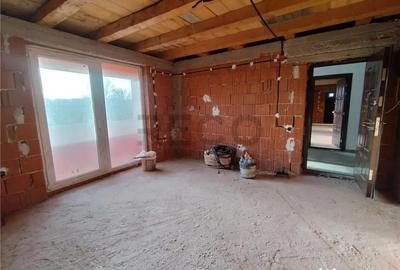 Apartament cu 5 camere decomandat în Central - 4