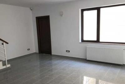 Casă cu 6 camere cu Teren 100 Mp în P-ța Unirii - 4