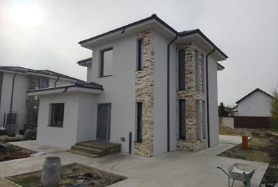 FARA COMISIOANE  in COMPLEXUL Rudem Gulia casa P+1 pod 2 placi 3 bai LA CHEIE - 5