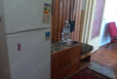 Inchiriez apartament 2 camere - 4