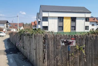 Teren intravilan de 348 mp, în Trivale - 3