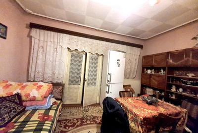 Apartament de vanzare in vila cu curte de 300mp MENUETULUI- Piata Presei Libere