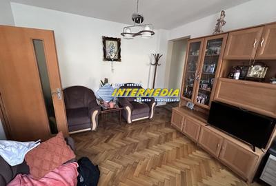 Casă individuală cu 5 camere cu Canalizare în Central - 8