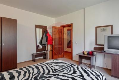 Casa / Vila cu 8 camere de vanzare in zona Valea Rasnoavei - 29