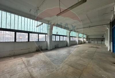 Spațiu industrial, de 1,100 mp, în Aurel Vlaicu - 2