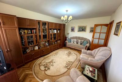 Vanzare apartament 2 camere decomandat Cornisa Bistritei - stare foarte buna - 2