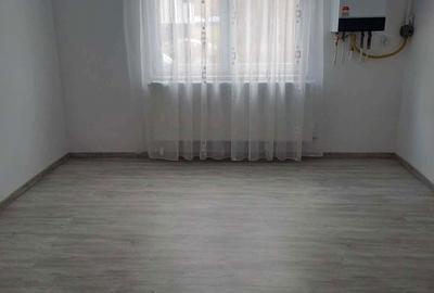 Garsonieră decomandată în Central - 2