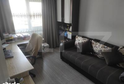 Apartament cu 3 camere decomandat în Tomești - 2