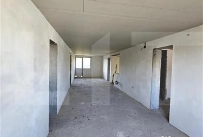 Casă cu 7 camere cu Teren 1200 Mp în Central - 3