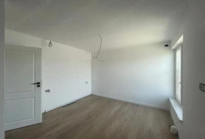 Casă cu 4 camere cu Teren 275 Mp în Moșnița Veche - 3