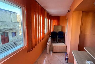 Apartament cu 4 camere semidecomandat în Pantelimon - 6