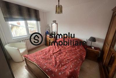 Casă cu 4 camere cu Teren 157 Mp în Central