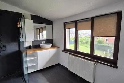 Casă cu 6 camere în Mărtinești - 6