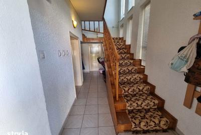 Casă cu 7 camere decomandat cu Teren 767 Mp în Ultracentral - 12