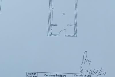 Garsonieră decomandată în Titan