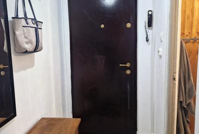 Apartament cu 2 camere nedecomandat, mobilat în Circumvalațiunii - 19