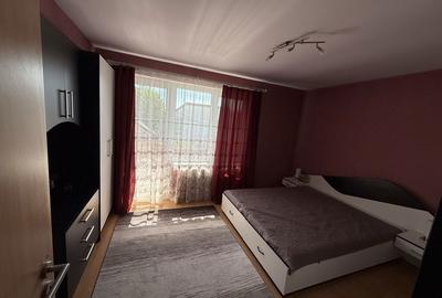 Apartament cu 3 camere decomandat, mobilat în Central - 5