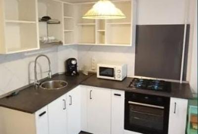 Garsonieră decomandată, mobilată în Nerva Traian