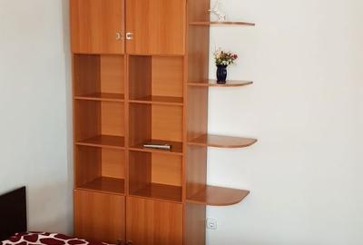 Garsonieră decomandată în Central - 2