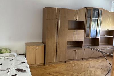 Apartament cu 3 camere decomandat în Aradului - 5