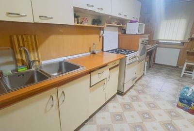 Casa de inchiriat - 6