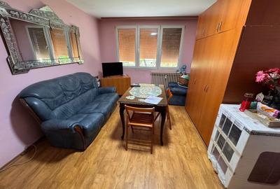 Apartament cu 3 camere în Drumul Taberei - 1