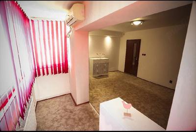 Apartament cu 2 camere decomandat în Mehala