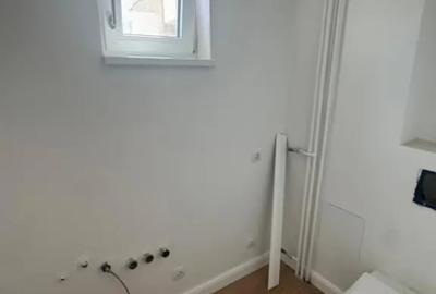 Apartament cu 3 camere decomandat în Central - 2
