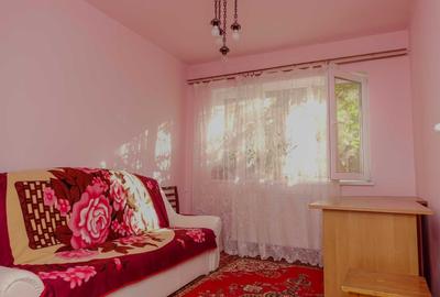 Apartament cu 4 camere semidecomandat în Șega
