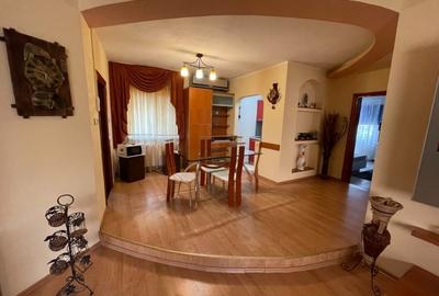 Apartament cu 3 camere decomandat în Sud - 2
