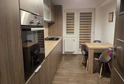 Apartament cu 3 camere decomandat în Apărătorii Patriei - 3