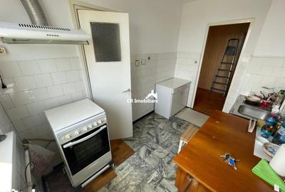 Apartament cu 4 camere decomandat în Rahova - 3