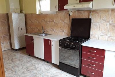 Apartament cu 3 camere decomandat în Central - 2