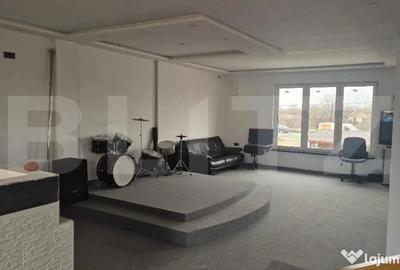 Apartament cu 4 camere decomandat în Careiului - 2