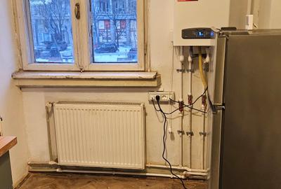 Apartament de 2 camere decomandat in Blocul Patria - 9