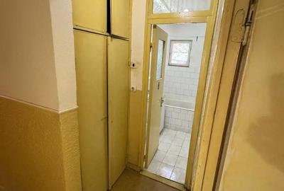 Apartament cu 4 camere decomandat în Urlați - 7