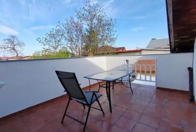 Casă cu 5 camere cu Teren 400 Mp în Bereasca - 1