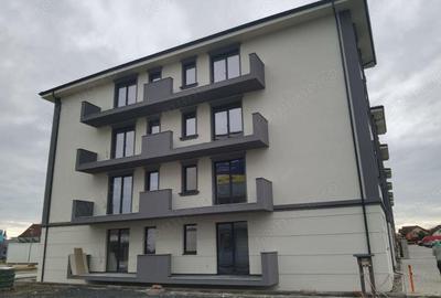 2 cam etaj 2 loc de parcare in CF Giroc - 1