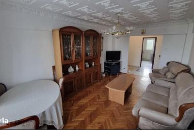 Apartament cu 4 camere decomandat în Pantelimon - 11