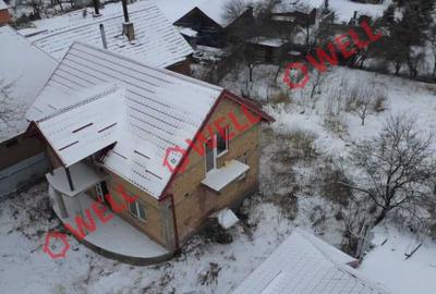 Proprietate de vânzare formată din două case, în Moacșa! - 9