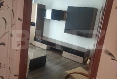 Apartament cu 3 camere decomandat în Central - 1