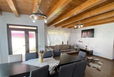 Casa de vanzare in Colibi?a, aproape de lac - 14