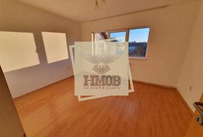 Apartament cu 3 camere decomandat în Trei Stejari - 3