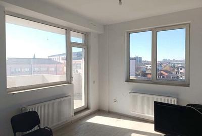Navodari - Vand Apartament cu 2 camere , Bloc Nou - 1