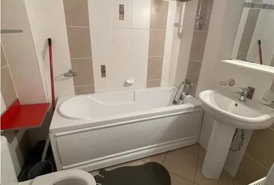 Spațiu comercial, de 100 mp, în Central - 1