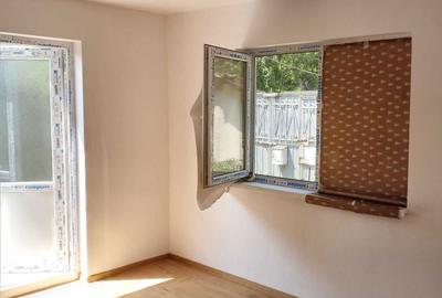 Casă cu 4 camere cu Teren 320 Mp în Brăilița - 1