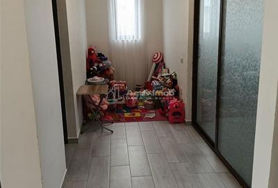 Casă cu 7 camere cu Teren 1100 Mp în Central - 5