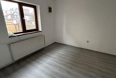 Apartament cu 4 camere în Central - 10