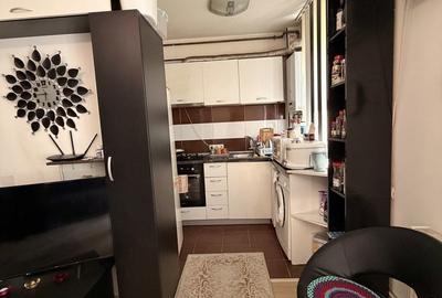 Apartament cu 2 camere decomandat în Ferentari - 4