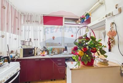 Apartament cu 4 camere semidecomandat în Rahova - 5